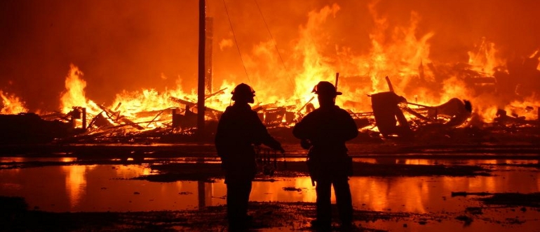   <i>Incendios...  </i>